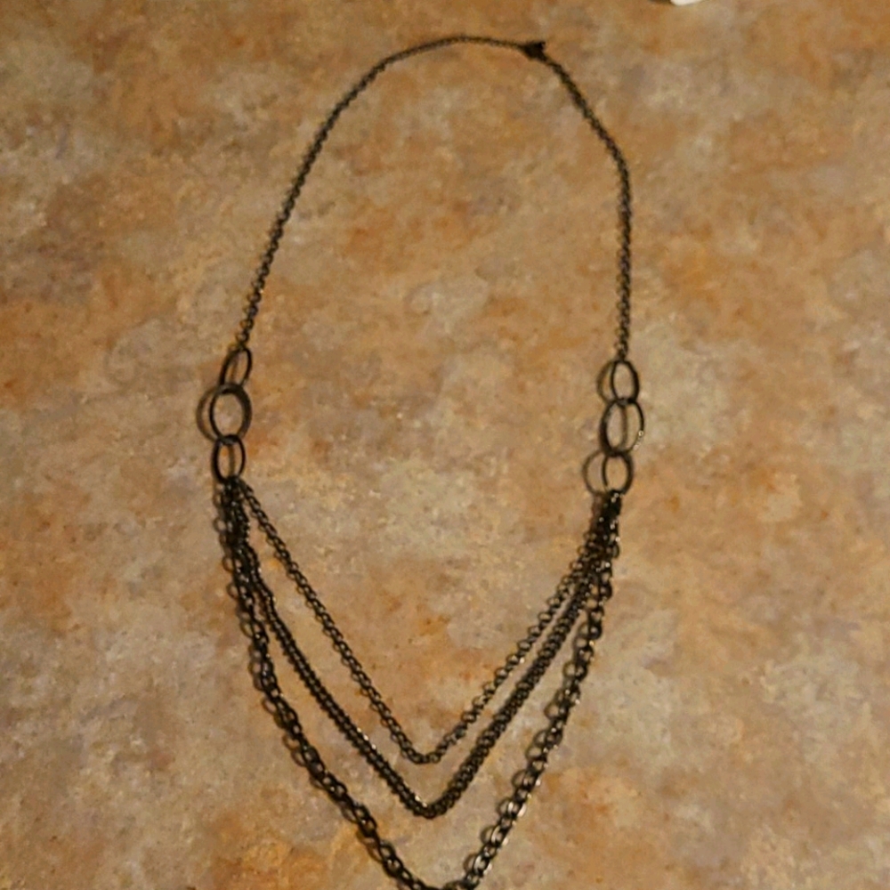 Necklace. Never worn.
